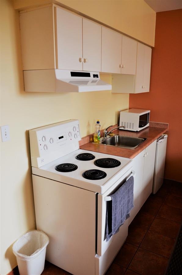 Royal Windsor Motel Экстерьер фото