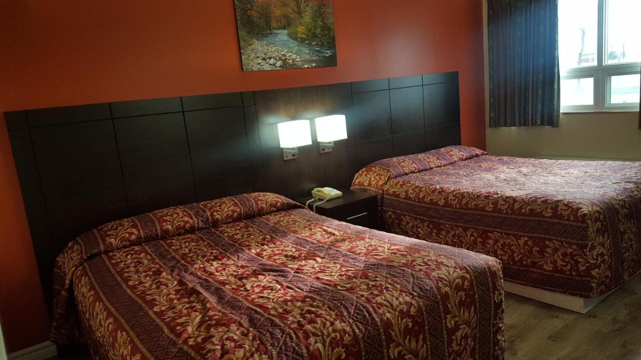 Royal Windsor Motel Экстерьер фото